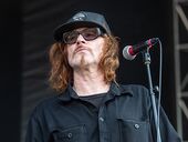 После коронавируса и комы навсегда замолчал самый мрачный голос рока Марк Ланеган