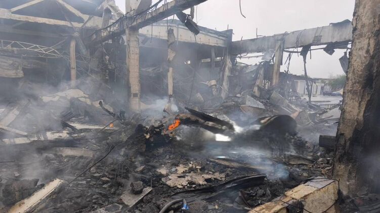 Последствия удара по Днепру в ночь на 17 июля