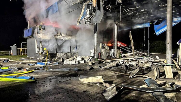 АЗС під Полтавою після удару дрону