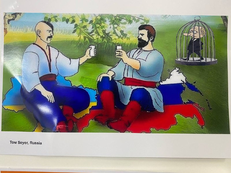 В центре Киева проходит международная выставка карикатур о войне