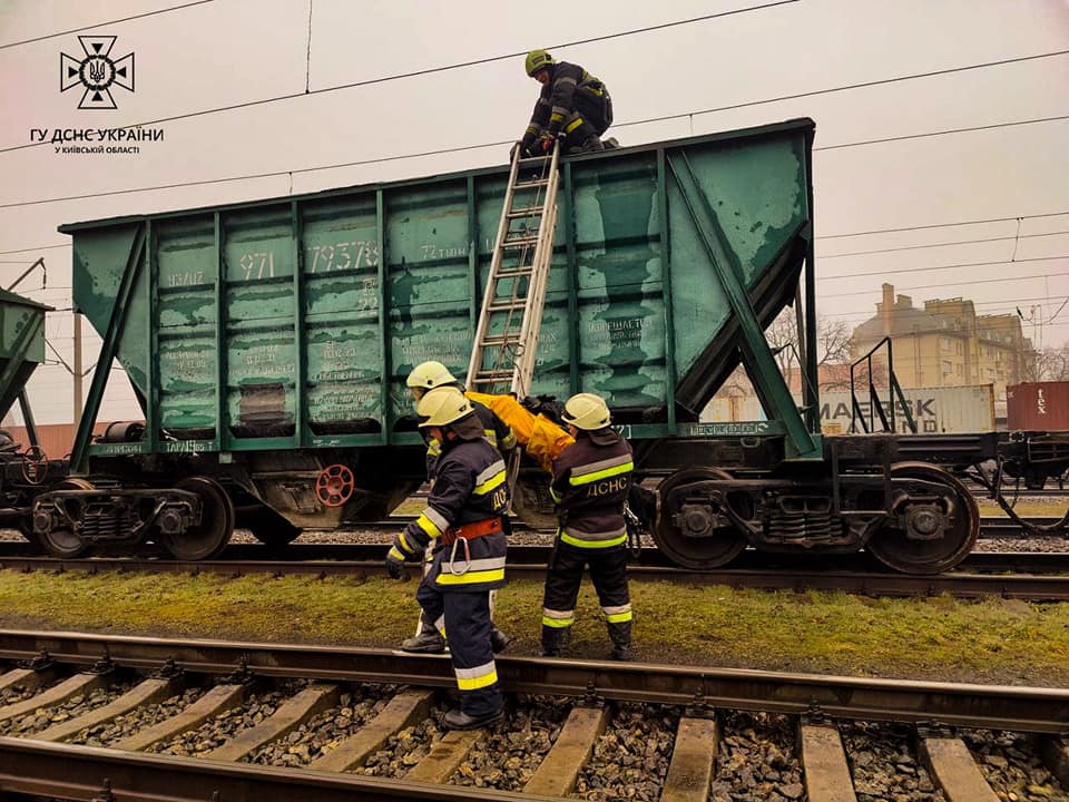 Под Киевом погиб подросток от удара током