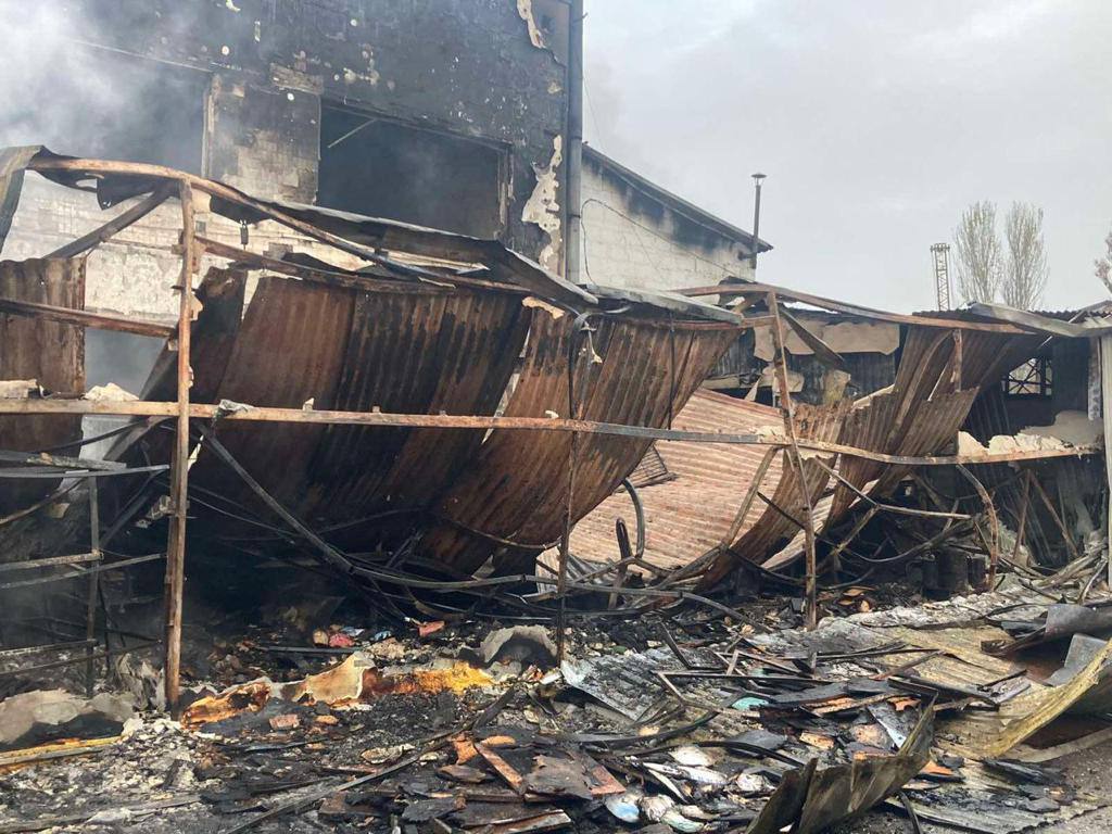 Последствия удара по Запорожью. Фото:&nbsp;t.me/kurtievofficial