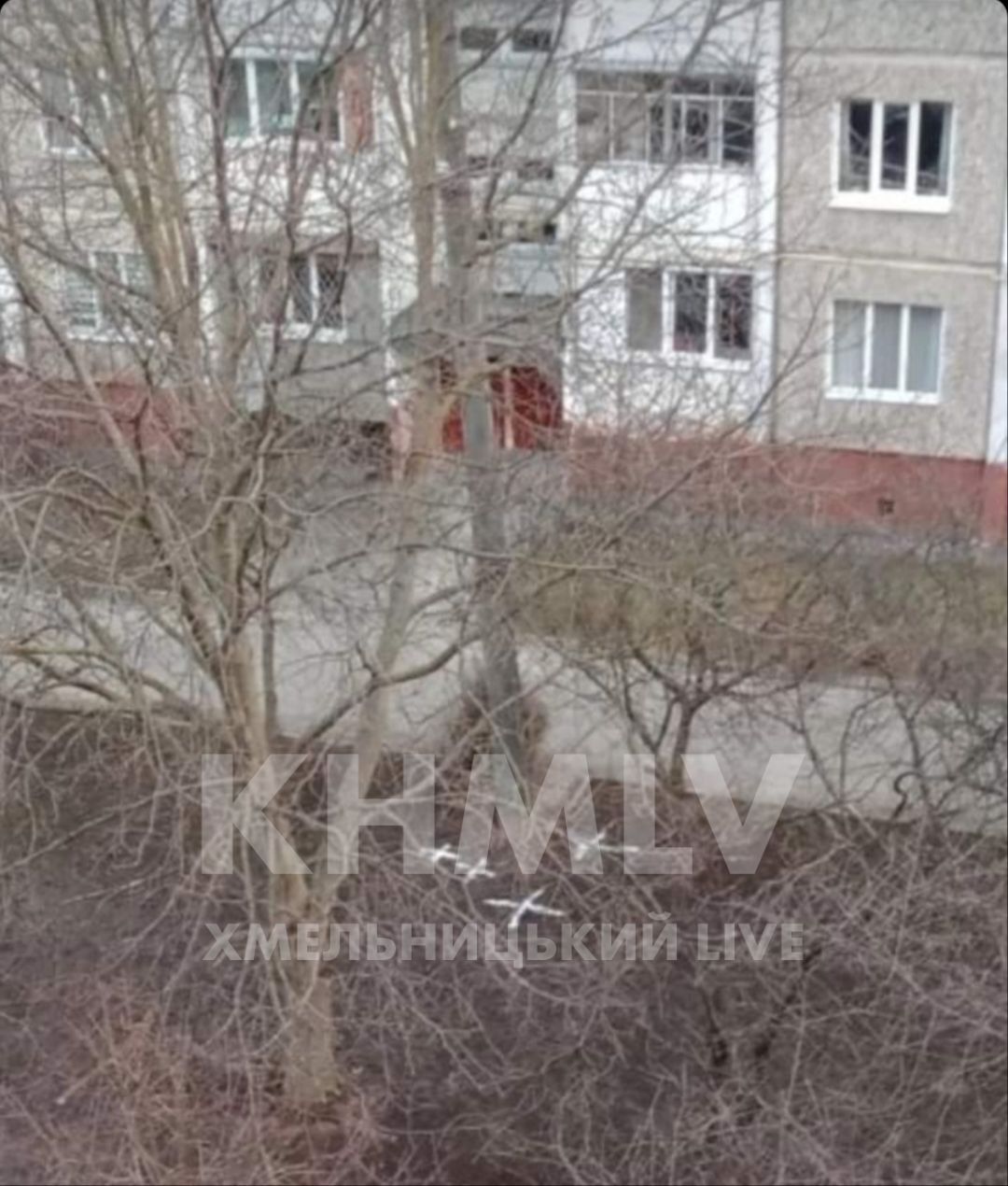 В Хмельницком выкладывали кресты из соли