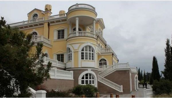 Вилла Янукович в Крыму. Фото: Радио Свобода