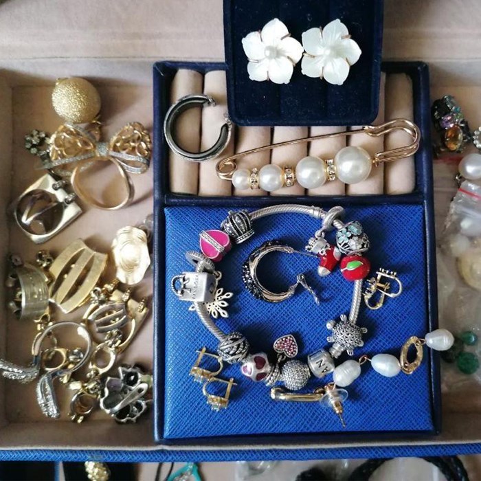 Полиция задержала вооруженных столичных грабителей. Фото: Facebook / Прокуратура Киева