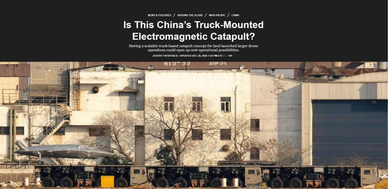 Китай почав переробляти суховантажі в авіаносці для безпілотників.